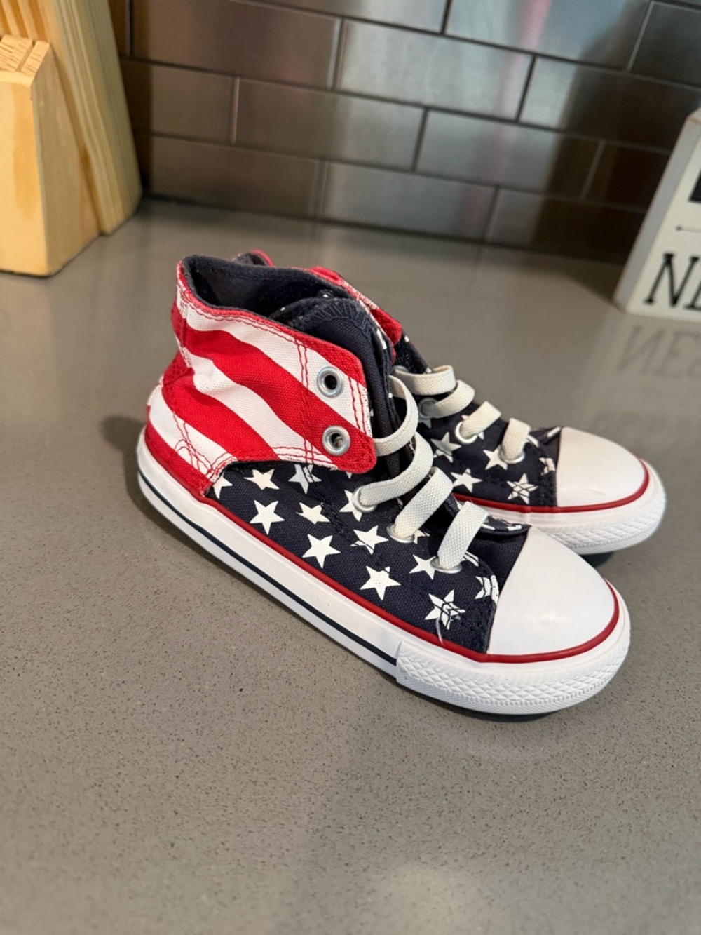 Converse Kids High-Top Sneakers - Red, White & Blue Star Stripe